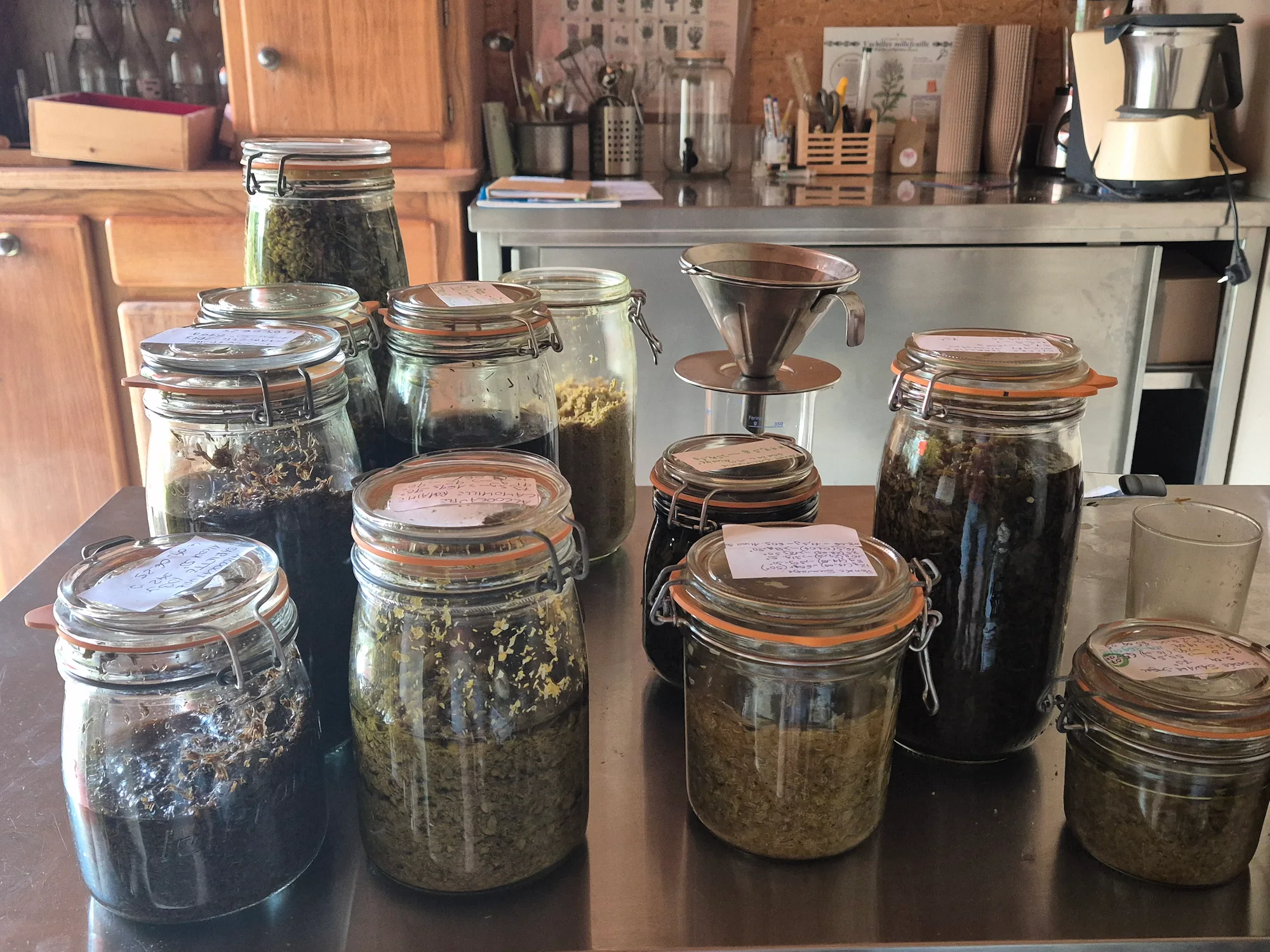 L'atelier et le jardin de Voix Des Simples